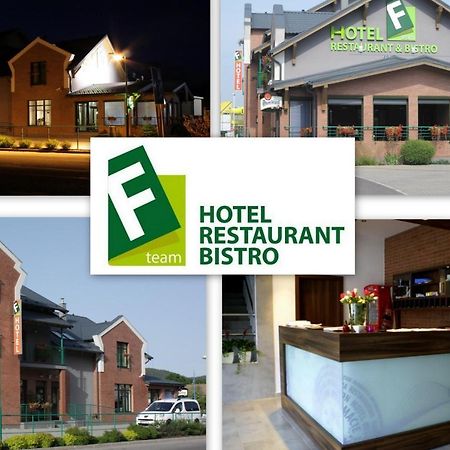 F - Team Hotel Липтовски-Градок Экстерьер фото