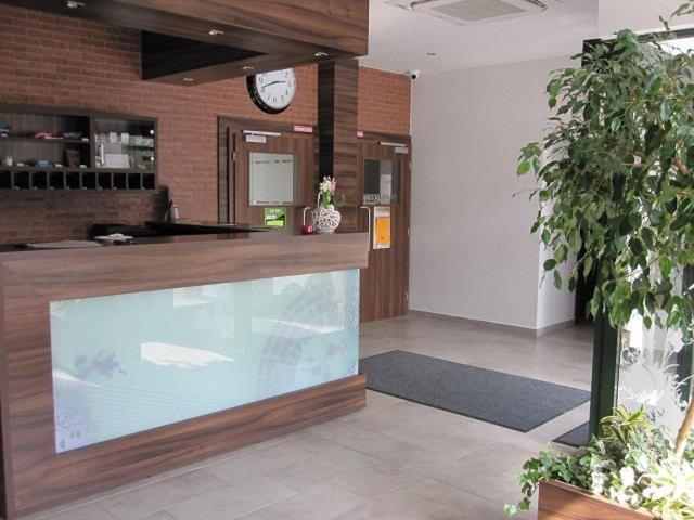 F - Team Hotel Липтовски-Градок Экстерьер фото
